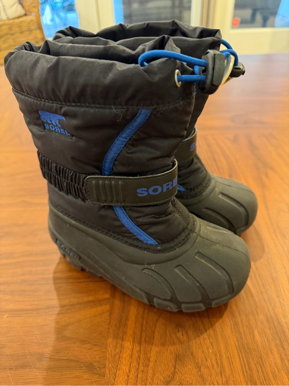 SOREL Kids' Black and Blue Winter Snow Boots Size 11